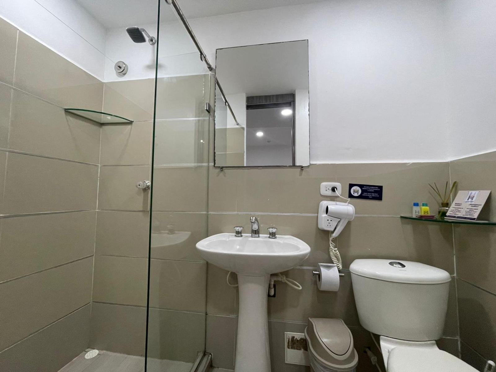 Hotel Hernandez Ctg Cartagena Esterno foto